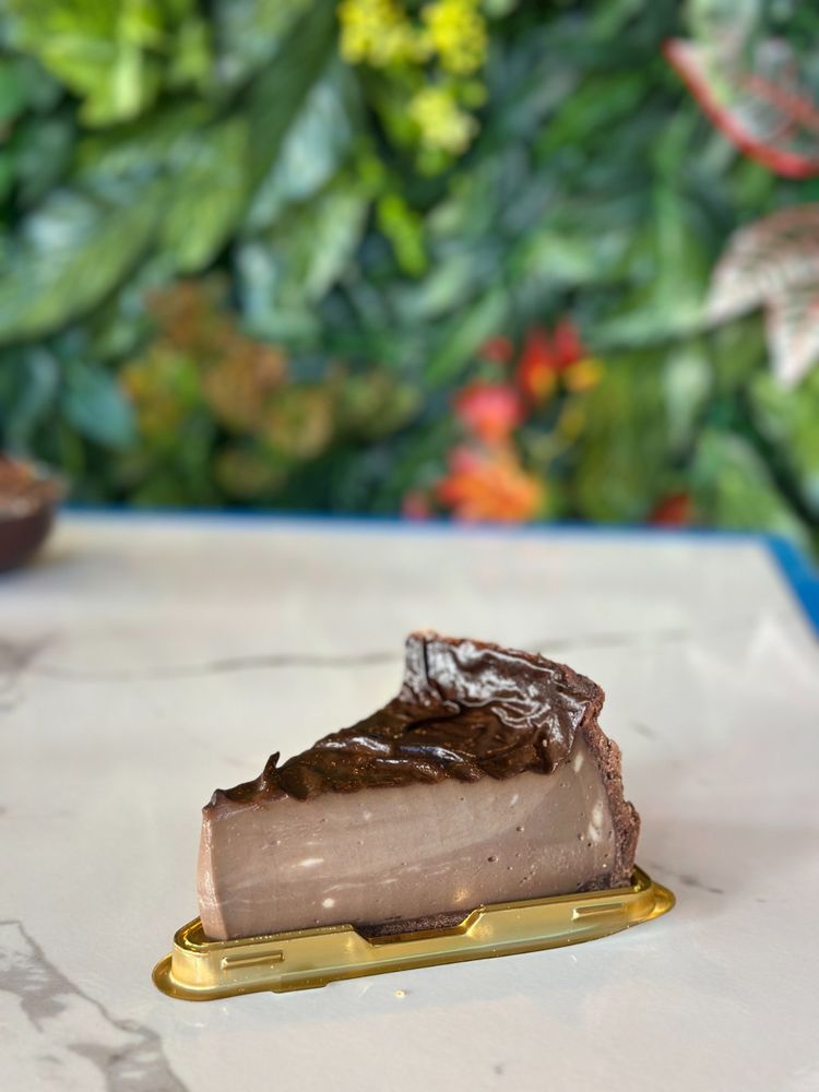 Çikolatalı cheesecake dilimi
